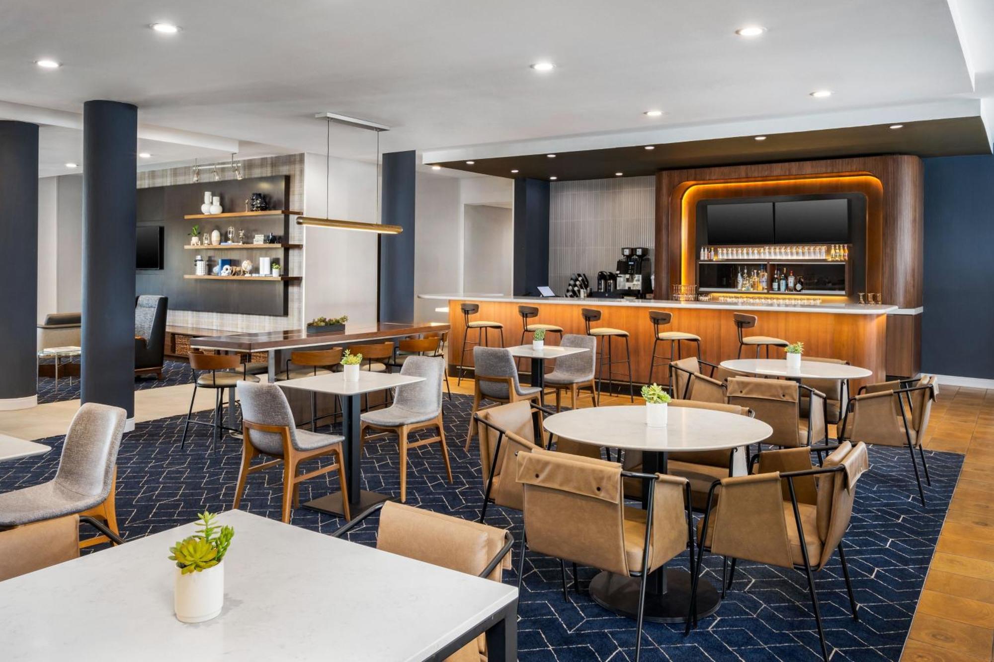Courtyard By Marriott Auburn Hotel Eksteriør billede